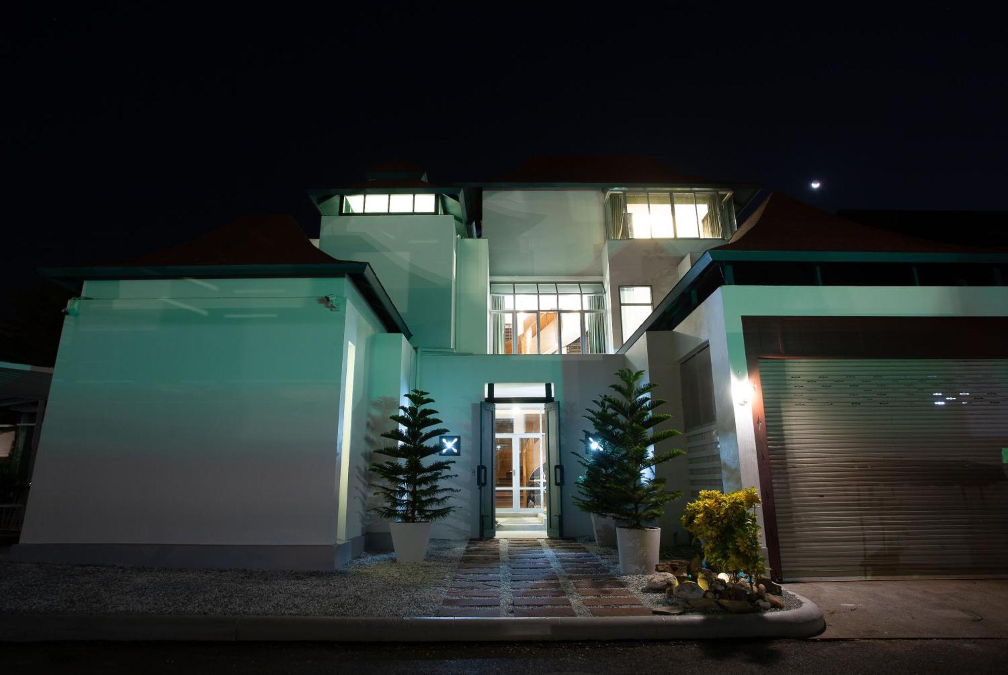 Nagawari Art Maldives Pattaya Villa Praia de Jomtien Exterior foto